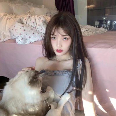 玉米田的小孩